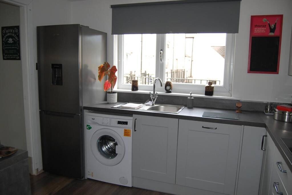 Creag Mhor Self Catering Holiday Apartment アバーフォイル エクステリア 写真