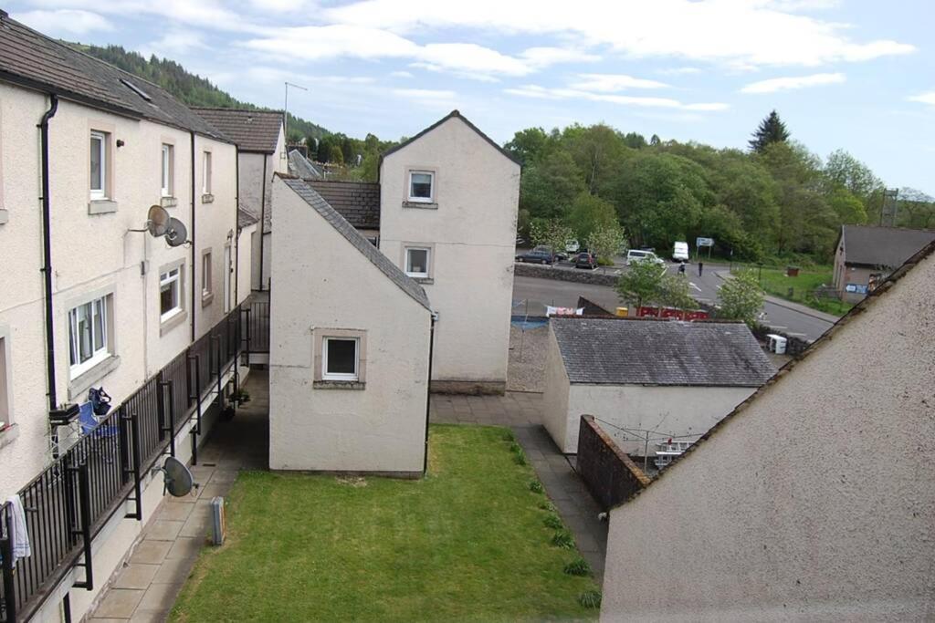 Creag Mhor Self Catering Holiday Apartment アバーフォイル エクステリア 写真